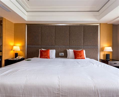 THE 10 CLOSEST Hotels to Jiji Old Street