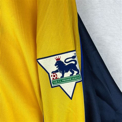 Arsenal 2000/2001 Player Issue Away Shirt - Adams 6 - Long Sleeve ...