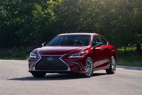 2021 Lexus ES Revealed with AWD and Black Line Edition - autoevolution