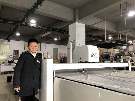电脑自动裁床|自动裁床系列-肇庆市易利服装机械