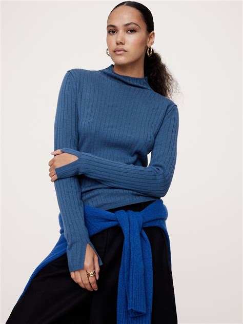 Ribbed Merino Mock-Neck Sweater | Banana Republic