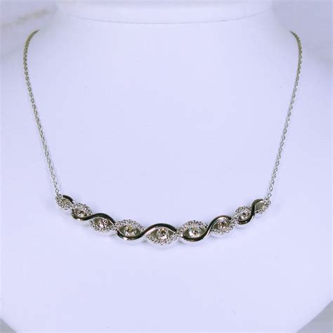 [NEW] 10K White Gold Necklace with Diamonds - Royal City Jewellers ...