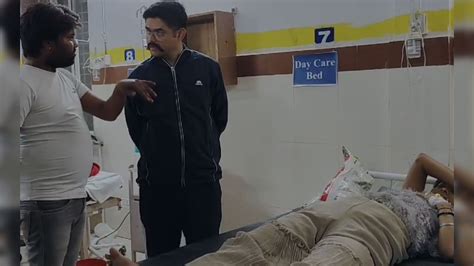 Firing: घर पर अकेली बैठी युवती पर जानलेवा हमला, युवकों ने चलाई गोलियां ...