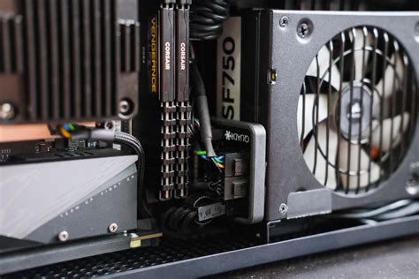 T1 featuring Taobao DDC CPU pump block : r/FormD