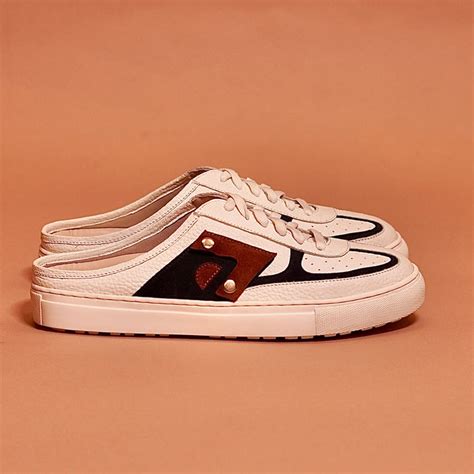 Shop Premium Handcrafted Leather Shoes for Men & Women | dmodot