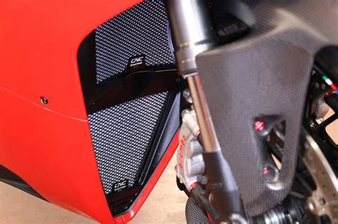 CNC Racing Radiator Guard Protector New For Ducati Panigale V4 /S/R 20 ...