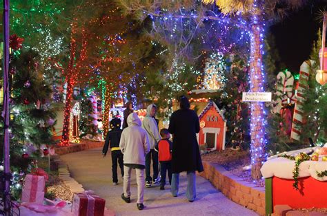 21 Magical Things to do for Christmas in Las Vegas 2026