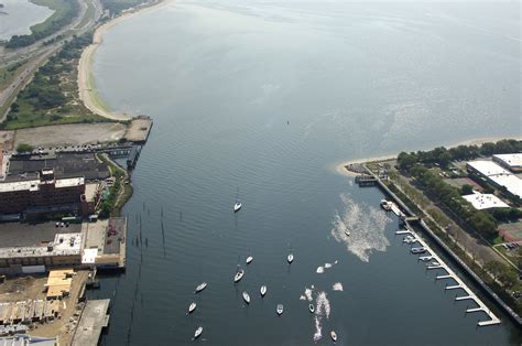 Sheepshead Bay Inlet in Manhattan Beach, NY, United States - inlet ...