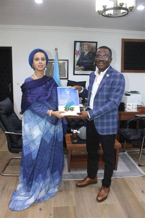 Rencontre entre la Ministre des Affaires Sociales et des Solidarités et ...