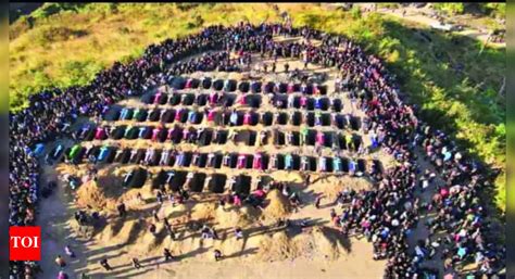 Mass Burial: Mass burial held for 87 tribals in Manipur under tight ...
