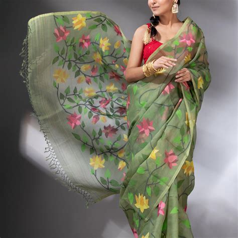 Mos green with 108 lotus handwoven muslin silk jamdani saree – Tamal ...