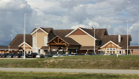 15 Charming Tiny Airports That Make Travel a Breeze - The Daily Dive