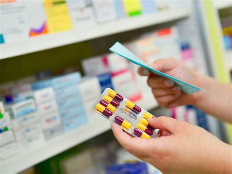 Refill prescriptions. Quickly refill medications in just a few steps. Refill. HD Wallpaper