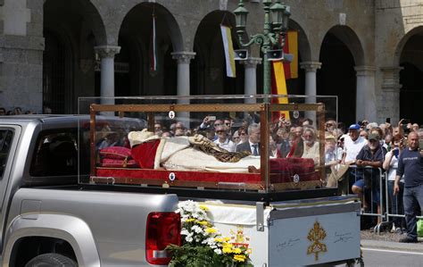 Remains of St. John XXIII begin pilgrimage in his home diocese - The Dialog