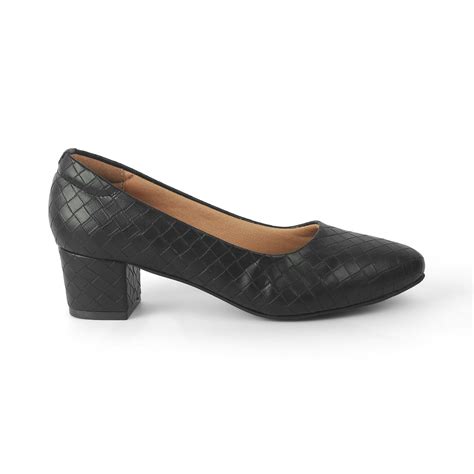 Pumps for women | Stylish women pumps at Tresmode