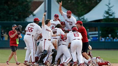 Arkansas Razorbacks baseball team 2022 photos