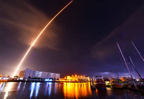 Jupiter Volcano 的图像结果