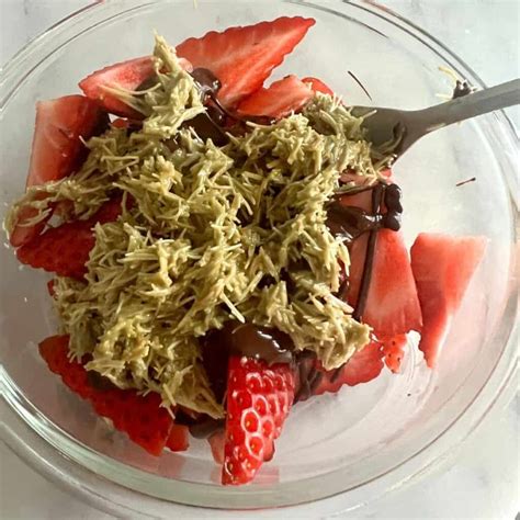 Dubai Chocolate Covered Strawberries Recipe - Recipe Diaries