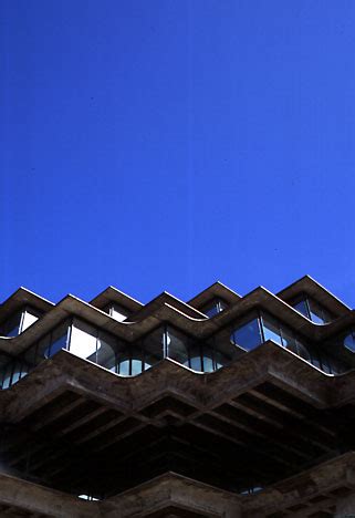 Mimari Eserler - UCSD Geisel Kütüphanesi