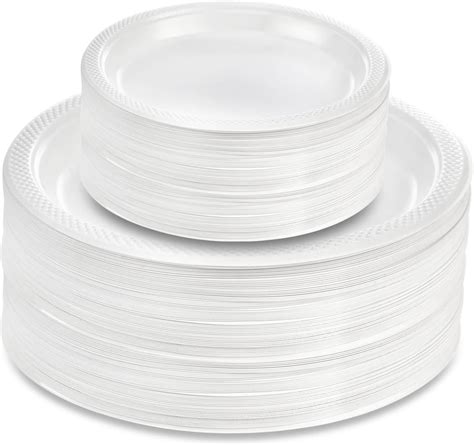 Amazon.com: Dandat 500 Pcs Christmas Plastic Plates Disposable Plastic ...