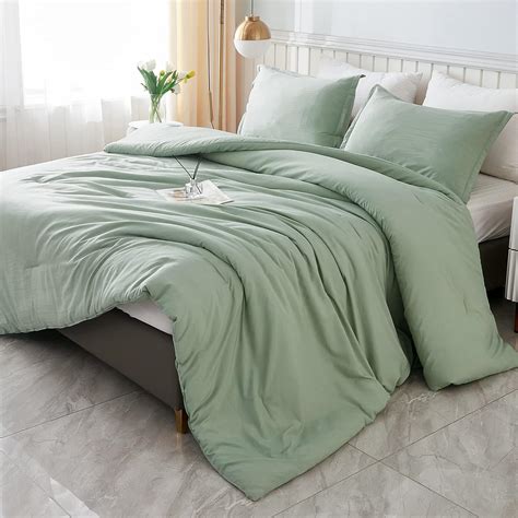 Amazon.com: Litanika King Size Comforter Set Sage Green, 3 Pieces ...