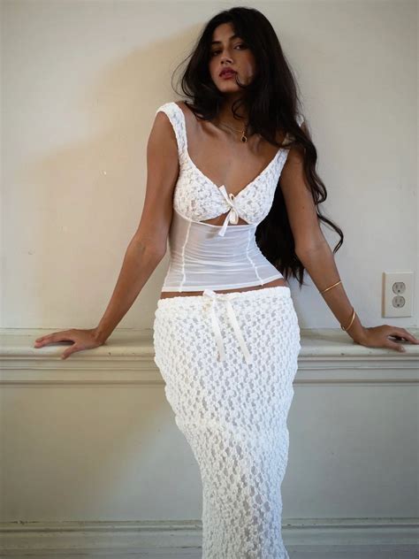 F A S H I O N in 2025 | Swag outfits for girls, Stylish outfits, Island outfit