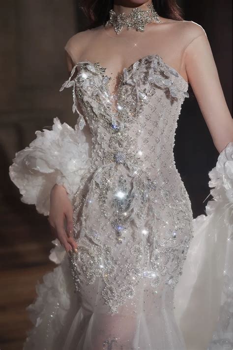 Lorena Couture – Dresscode