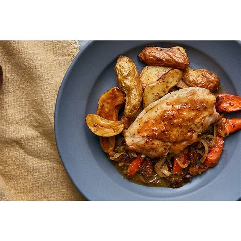 Sweet and Spicy Pan-Roasted Chicken with Carrots and Dates | Safeway