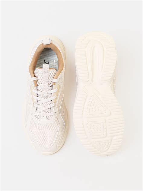 Xtep Women Feather Foam Comfort Running Shoes – Xtep India