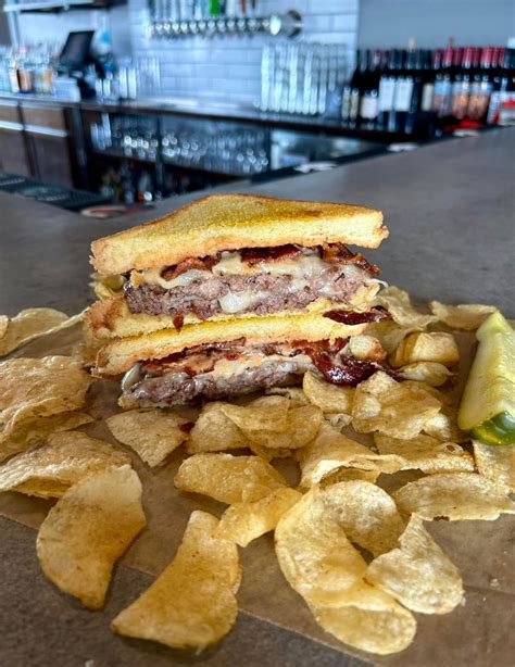 BloNo Pizza Co - Eat Local: Bloomington-Normal