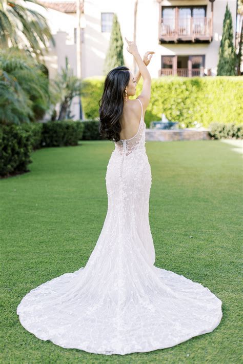 1510 by Martina Liana - Fitted Sheath Wedding Dress with Spaghetti Straps – The White Flower