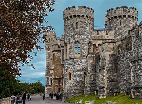 Largest Castle in the World