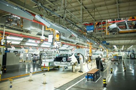 奥特能武汉工厂投产，首款试产车下线，上汽通用电动化再加速_易车