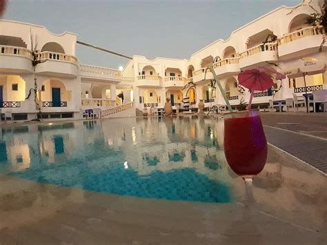 RESIDENCE DAR YASMINA (Mezraia) - Hotel Reviews, Photos, Rate ...