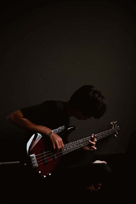 [100+] Bass Guitar Wallpapers | Wallpapers.com