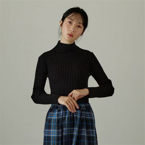 AUG ONLINESTORE 大人の女性が肩の力を抜いて楽しめるデイリーウェア