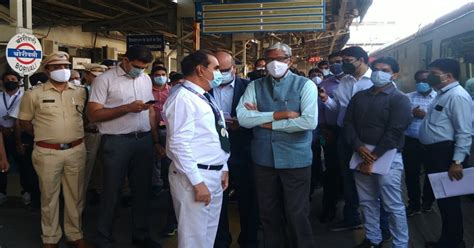 Mumbai: Western & Central Railway general manager Anil Kumar Lahoti ...