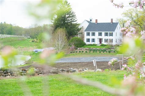 Locations Hub - Smolak Farms, North Andover