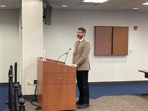 Lorain County health commissioner says moving TB unit to health ...