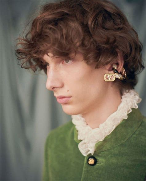 Valentino Ushers In A Bold New Era Under The Helm Of Alessandro Michele ...