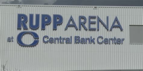 ROAD TO RUPP: Girls’ State championship is set; a rematch of last year