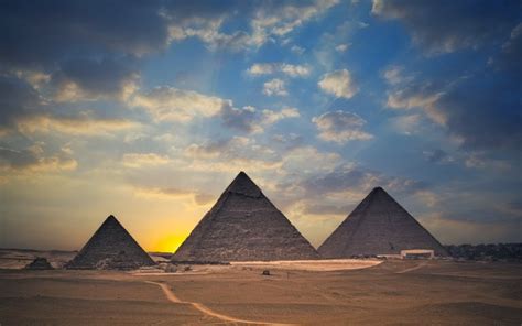 Pyramids of Utopia Wallpaper - Photo #28601 - Free 3D Models | Free ...