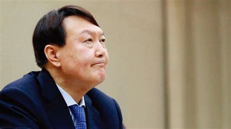 下届韩国总统热门人选民调：尹锡悦支持率破30%