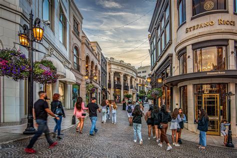 Happy Trails | Beverly hills shopping, Rodeo drive beverly hills ...