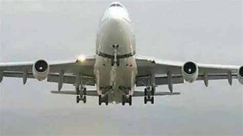 Pakistan closes Karachi, Lahore airspace temporarily for security ...