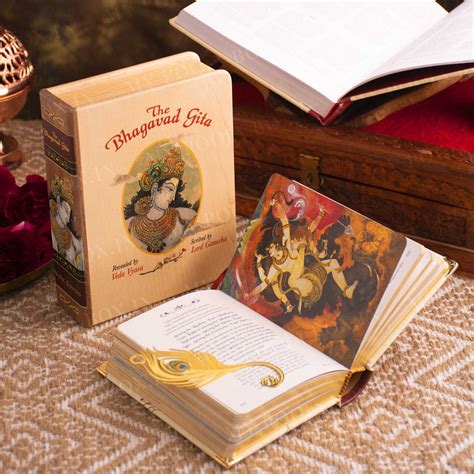 Buy Pooja Décor, Puja Decoration, Samagri, Thali, Puja Gift India