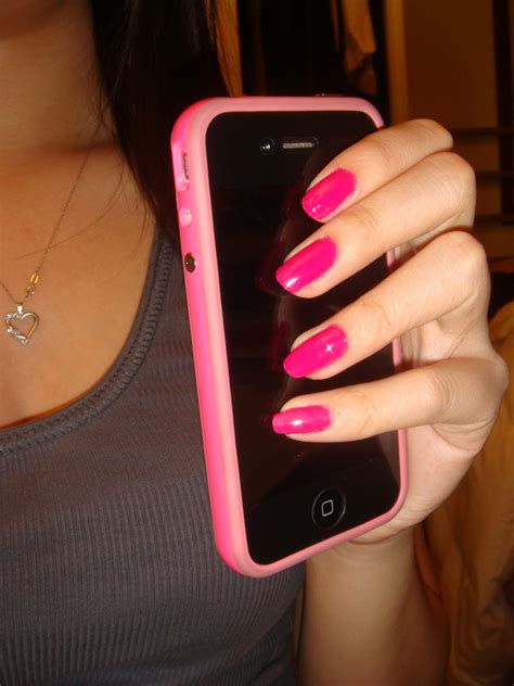 Pinkbox Makeup: Feeling HOT with Barry M's Shocking Pink Nail Paint!