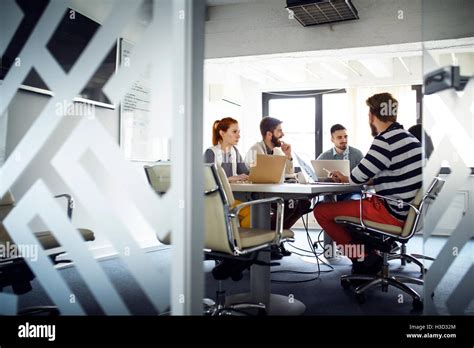 Foto Meeting 的图像结果