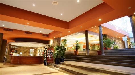 HOTEL LIVVO LAGO TAURITO (Gran Canaria) - Hotel Reviews, Photos, Rate ...