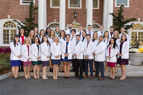 A Medical Rite of Passage: Future Physician Assistants Earn Their White ...